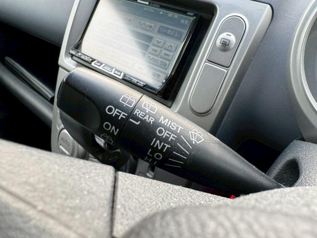 ライフ Ｆターボ　ナビ　テレビ　ＥＴＣ　アクセサリーソケット　バイザー　リアワイパー　１４インチアルミホイール　オートエアコン　キーレス　パワーステアリング　パワーウィンドウ　シートリフター（38枚目）