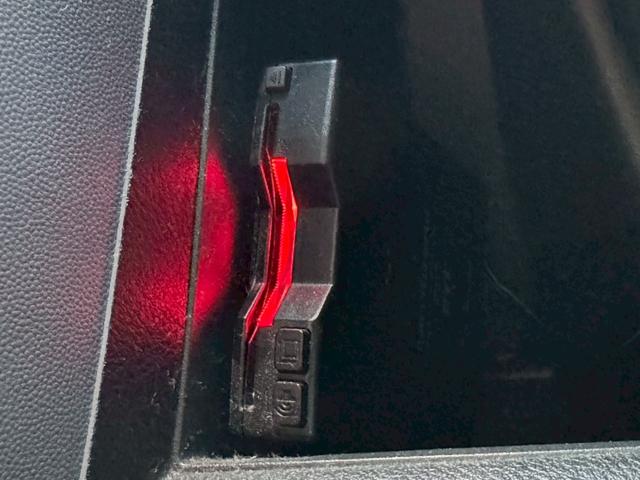 ライフ Ｆターボ　ナビ　テレビ　ＥＴＣ　アクセサリーソケット　バイザー　リアワイパー　１４インチアルミホイール　オートエアコン　キーレス　パワーステアリング　パワーウィンドウ　シートリフター（44枚目）