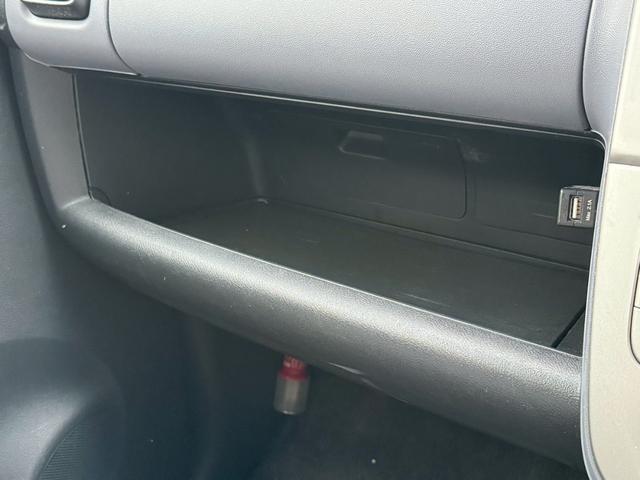 ライフ Ｆターボ　ナビ　テレビ　ＥＴＣ　アクセサリーソケット　バイザー　リアワイパー　１４インチアルミホイール　オートエアコン　キーレス　パワーステアリング　パワーウィンドウ　シートリフター（47枚目）