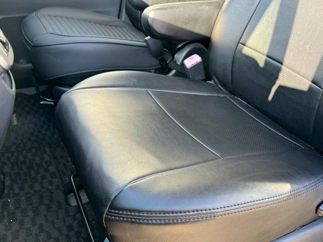 ノア X Lセレクション ナビ/バックカメラ/ワンセグTV/片側電動スライドドア/両側スライドドア/オートマニュアルエアコン/ETC/キーレスキー/運転席助手席エアバック(23枚目)