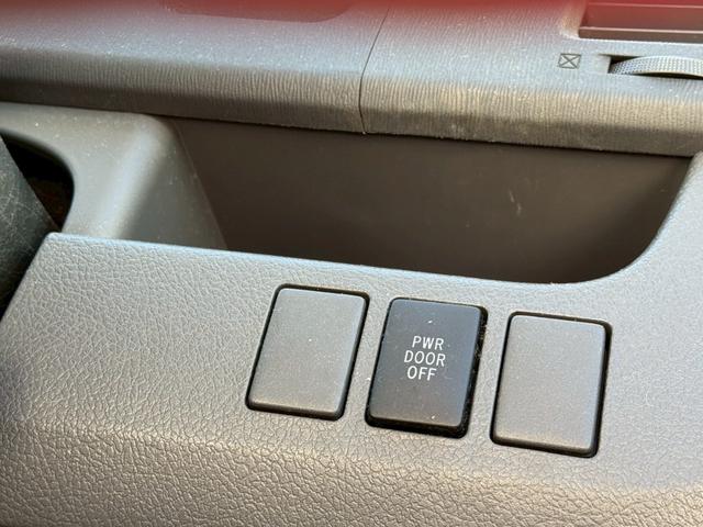 ノア X Lセレクション ナビ/バックカメラ/ワンセグTV/片側電動スライドドア/両側スライドドア/オートマニュアルエアコン/ETC/キーレスキー/運転席助手席エアバック(50枚目)