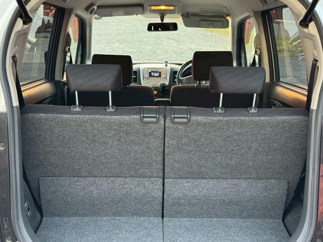 ワゴンＲ リミテッド　バックカメラ／社外１５インチアルミホイール／ＨＩＤヘッドライト／オートマニュアルエアコン／ＥＴＣ／スマートキー／プッシュスタート／運転席助手席エアバック／ドリンクホルダー（29枚目）