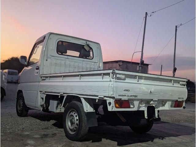クリッパートラック 　四駆　オートマ　エアコン　軽トラック　軽トラ　４ＷＤ　ＡＴ　エアコン（7枚目）