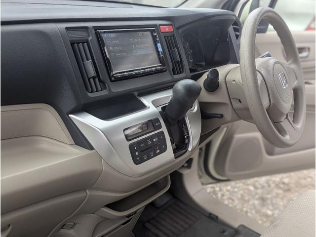 Ｎ－ＷＧＮ Ｇ　ＴＶ　スマートキー　アイドリングストップ　電動格納ミラー　ベンチシート　ＣＶＴ　盗難防止システム　ＡＢＳ　ＥＳＣ　ＣＤ　ＤＶＤ再生　ＵＳＢ　Ｂｌｕｅｔｏｏｔｈ　衝突安全ボディ　エアコン（13枚目）