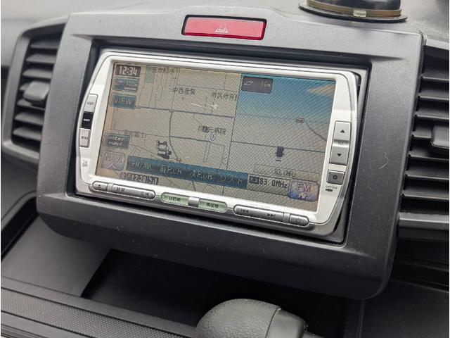 フリード Ｇ　Ｌパッケージ　ナビ　両側スライド・片側電動　キーレスエントリー　電動格納ミラー　３列シート　ＣＶＴ　アルミホイール　衝突安全ボディ　ＡＢＳ　エアコン　パワーステアリング　パワーウィンドウ（3枚目）