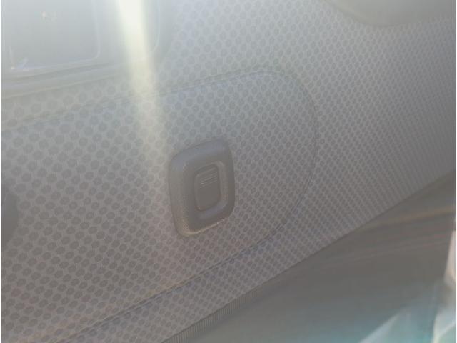 ハイゼットトラック  ジャンボ ワンオーナー リクライニング パワーウィンドウ 四駆 AC 軽トラ 軽トラック 4WD MT エアコン(9枚目)