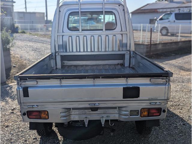 ハイゼットトラック  ジャンボ ワンオーナー リクライニング パワーウィンドウ 四駆 AC 軽トラ 軽トラック 4WD MT エアコン(16枚目)