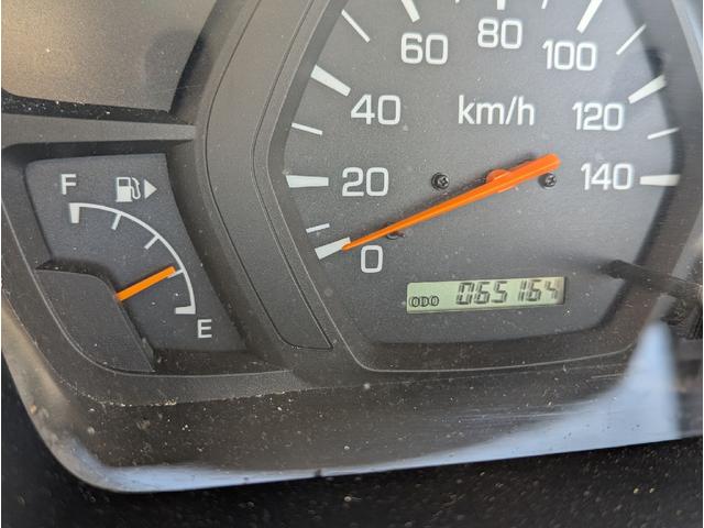 クリッパートラック 軽トラ マニュアル 軽トラック AC MT エアコン 運転席エアバッグ(6枚目)