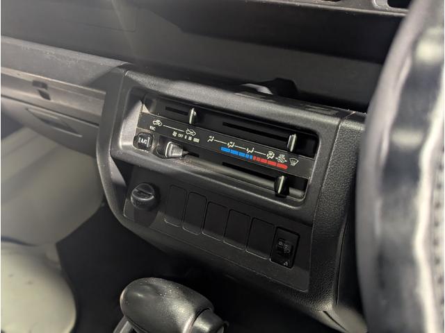 ハイゼットトラック パネルバン 軽トラ 軽トラック 軽バン 宅配 オートマ AT エアコン 運転席エアバッグ 助手席エアバッグ(3枚目)