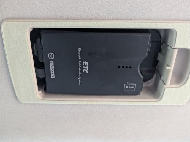 ビアンテ 20C-スカイアクティブ ミニバン ETC バックカメラ TV 両側電動スライドドア スマートキー アイドリングストップ 後席モニター AT アルミホイール 盗難防止システム 衝突安全ボディ ABS ESC エアコン(7枚目)