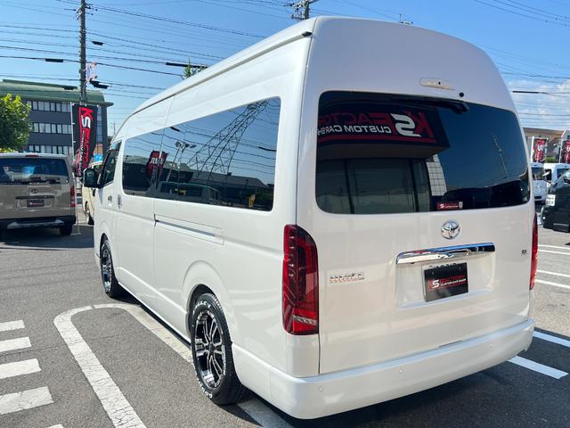 ハイエースコミューター スーパーロングGL 未登録新車/ディーゼルターボ/10人乗り3ナンバー構構造更済/11インチディスプレイオーディオ/ETC/前後カメラドラレコ/シートカバー/ローダウン/16AW/フロントスポイラー/LEDテール/TSS(6枚目)