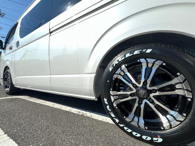 ハイエースコミューター スーパーロングGL 未登録新車/ディーゼルターボ/10人乗り3ナンバー構構造更済/11インチディスプレイオーディオ/ETC/前後カメラドラレコ/シートカバー/ローダウン/16AW/フロントスポイラー/LEDテール/TSS(9枚目)