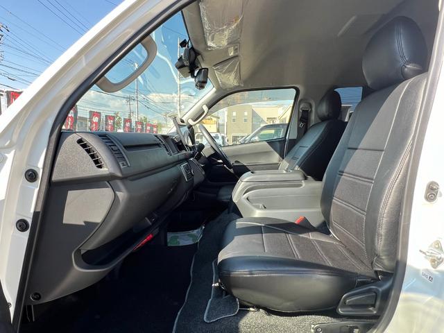 ハイエースコミューター スーパーロングGL 未登録新車/ディーゼルターボ/10人乗り3ナンバー構構造更済/11インチディスプレイオーディオ/ETC/前後カメラドラレコ/シートカバー/ローダウン/16AW/フロントスポイラー/LEDテール/TSS(10枚目)