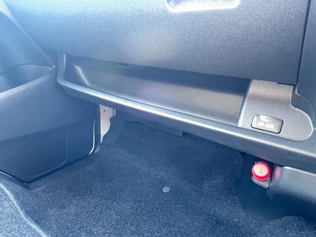 ハイエースコミューター スーパーロングGL 未登録新車/ディーゼルターボ/10人乗り3ナンバー構構造更済/11インチディスプレイオーディオ/ETC/前後カメラドラレコ/シートカバー/ローダウン/16AW/フロントスポイラー/LEDテール/TSS(52枚目)