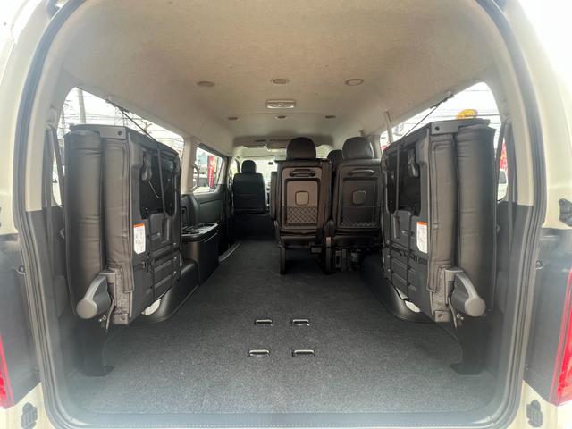 ハイエースワゴン ＧＬ　未登録新車／ＢＩＧ－Ｘ１１インチナビ／１２．８インチフリップダウンモニター／ナビ連動ドラレコ／ＥＴＣ／ローダウン／Ｆスポイラー／シーケンシャルＬＥＤテール／シートカバー／パワースライド／ＬＥＤヘッド（18枚目）