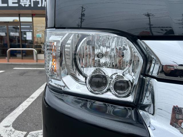 ハイエースワゴン ＧＬ　未登録新車／４ＷＤ／寒冷地仕様／ベットキット／床パネル／トランスフォームセンターコンソール／１６ＡＷ＆ＯＰカントリータイヤ／ＪＡＯＳマッドガード／ＵＬＴＲＡΣ限定カラーＬＥＤテール／パワースライドドア（66枚目）