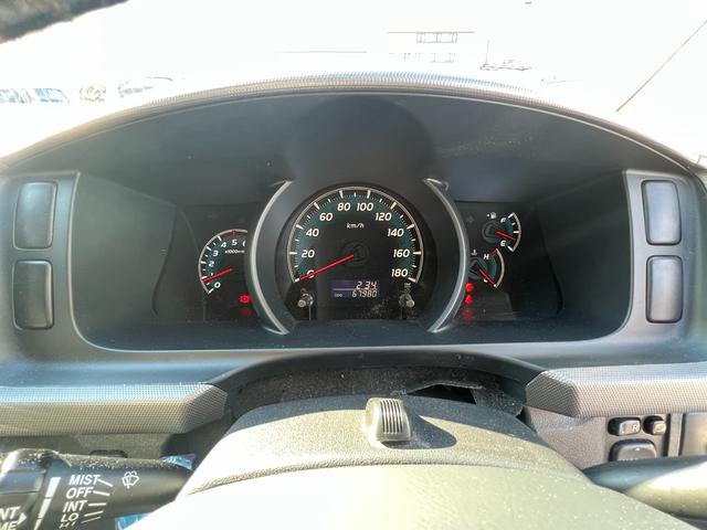 ハイエースバン ロングスーパーGL ディーゼルターボ/HIDヘッドライト/ローダウン/前後薄型バンプストップラバー/ファブレスパンデミック16AW&ファルケンホワイトレタータイヤ/CRSフロントスポイラー/8型テール/マフラーカッター(34枚目)