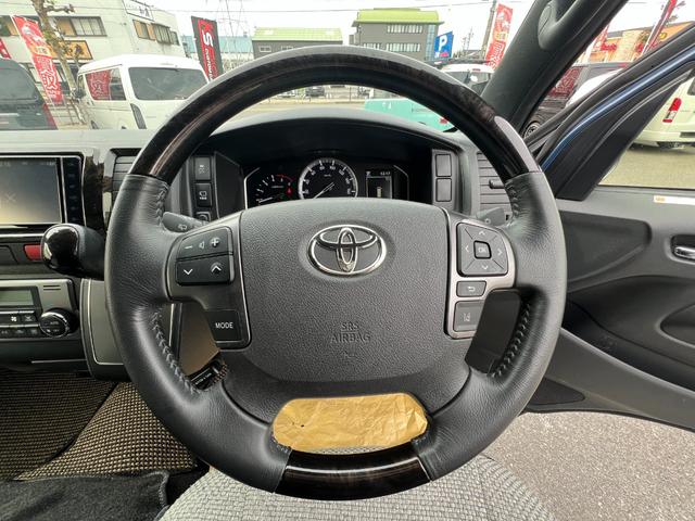 ハイエースバン ワイドスーパーGL ダークプライムII ディーゼルターボ/寒冷地仕様/丸目換装/アルルブルーツートンペイント/クロスカントリー16AW/シートカバー/ベットキット/LEDフォグ/クラッシックテール/フルセグナビ/ETC2.0/ドラレコ前後C(32枚目)