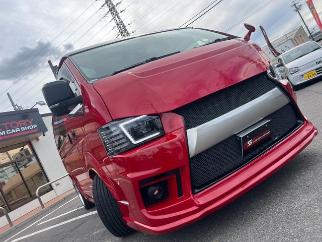 ハイエースワゴン ＧＬ　ファインテックツアラー／４キャプテンシート１０人乗／両側スライドドア左パワースライド／フルエアロ／ボンネット／リアスポ／オーバーＦ／１８ＡＷ／ＬＥＤテール／ナビ＆サブモニター＆Ｗフリップダウンモニター（2枚目）
