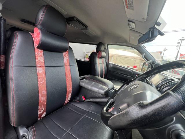 ハイエースワゴン ＧＬ　ファインテックツアラー／４キャプテンシート１０人乗／両側スライドドア左パワースライド／フルエアロ／ボンネット／リアスポ／オーバーＦ／１８ＡＷ／ＬＥＤテール／ナビ＆サブモニター＆Ｗフリップダウンモニター（14枚目）