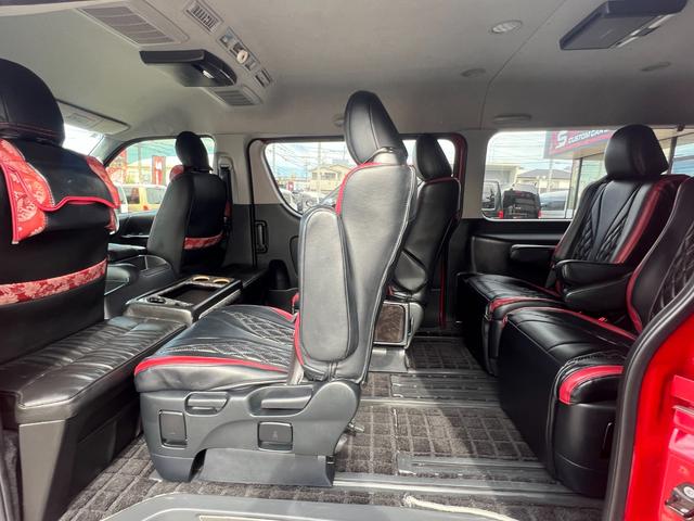 ハイエースワゴン ＧＬ　ファインテックツアラー／４キャプテンシート１０人乗／両側スライドドア左パワースライド／フルエアロ／ボンネット／リアスポ／オーバーＦ／１８ＡＷ／ＬＥＤテール／ナビ＆サブモニター＆Ｗフリップダウンモニター（27枚目）