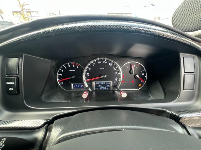 ハイエースワゴン ＧＬ　ファインテックツアラー／４キャプテンシート１０人乗／両側スライドドア左パワースライド／フルエアロ／ボンネット／リアスポ／オーバーＦ／１８ＡＷ／ＬＥＤテール／ナビ＆サブモニター＆Ｗフリップダウンモニター（44枚目）