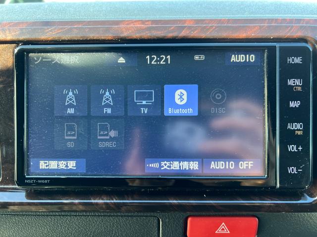 ハイエースバン スーパーＧＬ　５０ＴＨ　アニバーサリーリミテッド　２８００ディーゼルターボ／販売期間限定車／ワイドボディー＆ミドルルーフ／ローダウン＆１７ＡＷ／社外センターコンソール／両側パワースライドドア／フルセグナビ／ビルトインＥＴＣ／バックカメラ／専用内装色（47枚目）