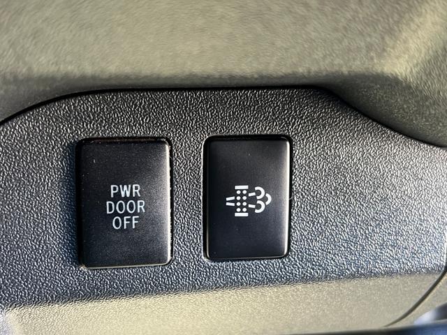 ハイエースバン スーパーＧＬ　５０ＴＨ　アニバーサリーリミテッド　２８００ディーゼルターボ／販売期間限定車／ワイドボディー＆ミドルルーフ／ローダウン＆１７ＡＷ／社外センターコンソール／両側パワースライドドア／フルセグナビ／ビルトインＥＴＣ／バックカメラ／専用内装色（52枚目）