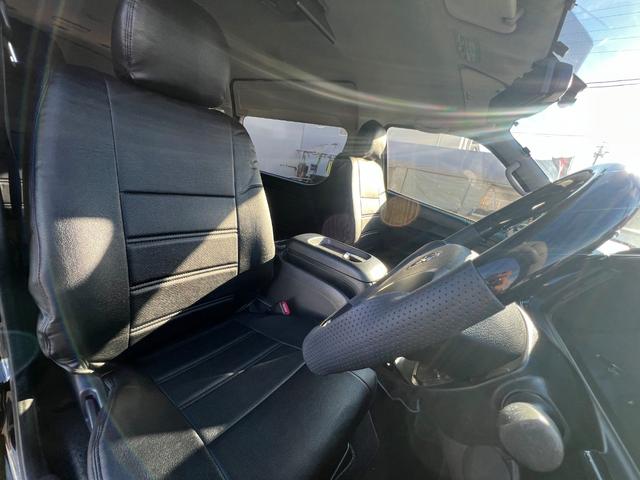 ハイエースコミューター スーパーロングＧＬ　１０人乗り３ナンバー登録／普通免許で運転可能／パワースライドドア／ＬＥＤヘッドランプ／ローダウン／Ｆスポイラー／パンデミック１６ＡＷ＆ＰＡＲＡＤＡ／シートカバー／黒木目インテリア／ナビ／ＥＴＣ／ＦＤＭ（15枚目）