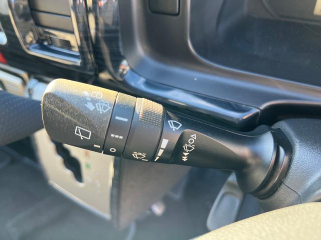 ハイエースコミューター スーパーロングＧＬ　１０人乗り３ナンバー登録／普通免許で運転可能／パワースライドドア／ＬＥＤヘッドランプ／ローダウン／Ｆスポイラー／パンデミック１６ＡＷ＆ＰＡＲＡＤＡ／シートカバー／黒木目インテリア／ナビ／ＥＴＣ／ＦＤＭ（37枚目）