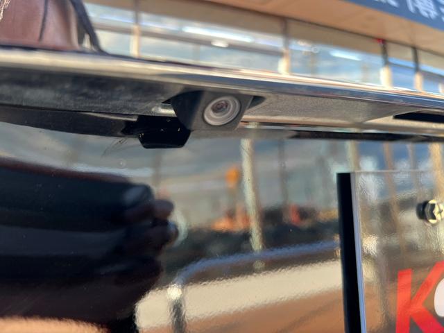 ハイエースコミューター スーパーロングＧＬ　１０人乗り３ナンバー登録／普通免許で運転可能／パワースライドドア／ＬＥＤヘッドランプ／ローダウン／Ｆスポイラー／パンデミック１６ＡＷ＆ＰＡＲＡＤＡ／シートカバー／黒木目インテリア／ナビ／ＥＴＣ／ＦＤＭ（67枚目）
