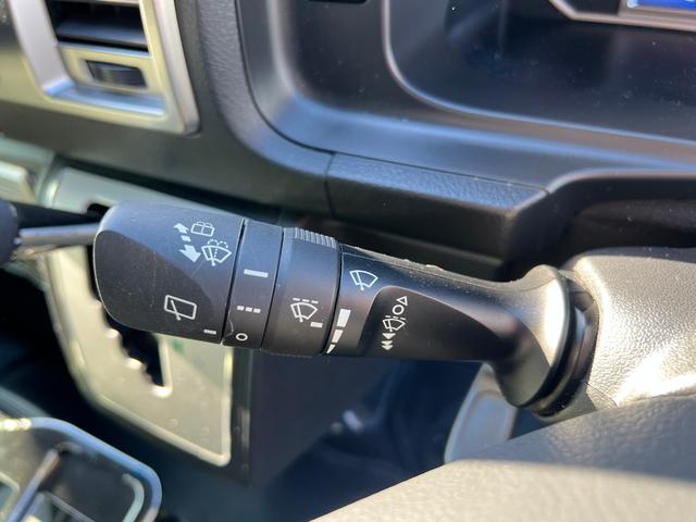 ハイエースワゴン ＧＬ　ファインテックツアラー４ＷＤ／両側電動スライドドア／４キャプテンシート１０人乗／寒冷地仕様／１１インチナビ／フリップダウンモニター／ＥＴＣ／防音＆防振キット／減衰力調整ショック／１８ＡＷ／ＬＥＤテール（37枚目）