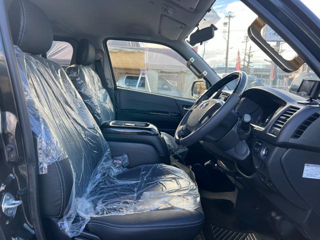 ハイエースバン スーパーＧＬ　ダークプライム　ディーゼルターボ／ブルーレイ再生可能９インチナビ／前後カメラドラレコ／バックカメラ／レーダー探知機／ビルトインＥＴＣ／ローダウン／Ｆスポイラー／１６ＡＷ＆パラダタイヤ／マフラーカッター／ＬＥＤヘッド（15枚目）