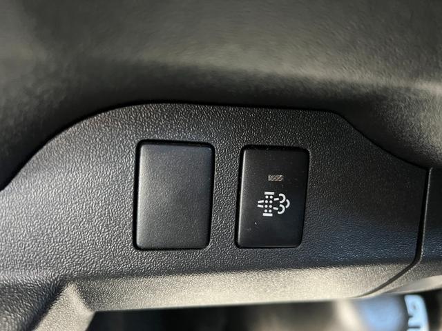 ハイエースバン スーパーＧＬ　ダークプライム　ディーゼルターボ／ブルーレイ再生可能９インチナビ／前後カメラドラレコ／バックカメラ／レーダー探知機／ビルトインＥＴＣ／ローダウン／Ｆスポイラー／１６ＡＷ＆パラダタイヤ／マフラーカッター／ＬＥＤヘッド（46枚目）