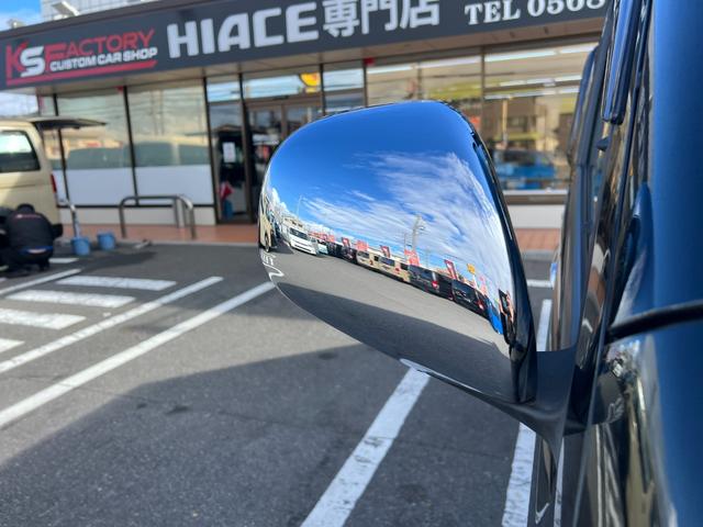 ハイエースバン スーパーＧＬ　ダークプライム　ディーゼルターボ／ブルーレイ再生可能９インチナビ／前後カメラドラレコ／バックカメラ／レーダー探知機／ビルトインＥＴＣ／ローダウン／Ｆスポイラー／１６ＡＷ＆パラダタイヤ／マフラーカッター／ＬＥＤヘッド（60枚目）