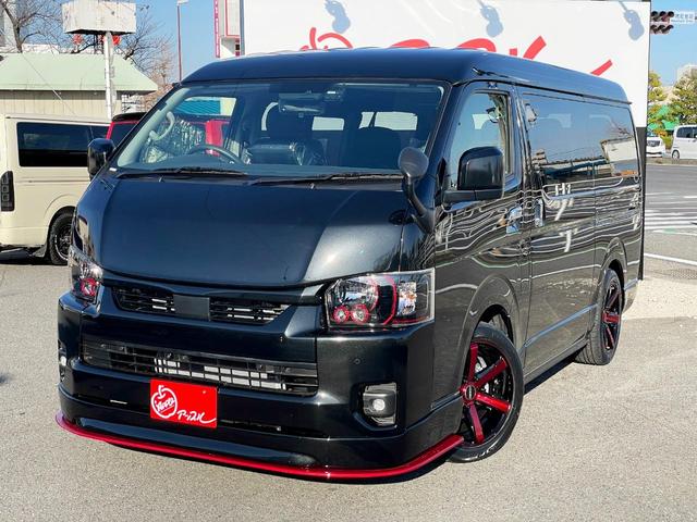 ハイエースワゴン ＧＬ　未登録新車／４ＷＤ／Ｖｅｒ２内装架装サルーン２／フルフラット／対座対面シート／フローリング加工／ＢＩＧ－Ｘ１１インチ／アルパイン後席モニター／前後ドラレコ／ヘッドライトオリジナル塗装／１８インチＡＷ／（22枚目）