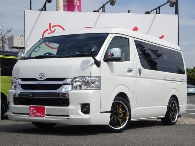 ハイエースワゴン ＧＬ　新車未登録／ＰＶＭ／アルパインＢＩＧ－Ｘ／１２インチ後席モニター／プラクラ／フルセグ／デジタルミラー／全周囲カメラ／ＴＳＳ／シートカバー／ＬＥＤヘッド＆フォグ／１８インチホイール／ローダウン／カスタム（7枚目）