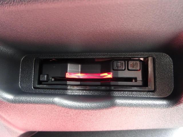 ハイエースワゴン ＧＬ　新車未登録／ＰＶＭ／アルパインＢＩＧ－Ｘ／１２インチ後席モニター／プラクラ／フルセグ／デジタルミラー／全周囲カメラ／ＴＳＳ／シートカバー／ＬＥＤヘッド＆フォグ／１８インチホイール／ローダウン／カスタム（70枚目）