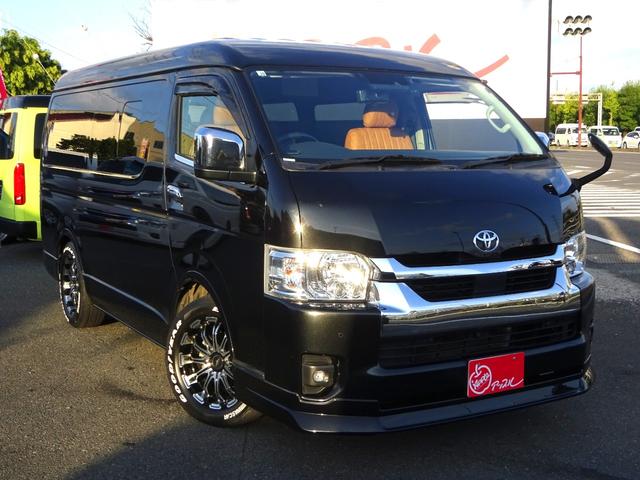 ハイエースワゴン ＧＬ　ユーザー買取車／内装架装／ベッドキット／キャンピングカー仕様／フルセグナビ／後席モニター／フリップダウンモニター／フローリング仕様／パノラミックビュ／全方位カメラ／フルフラット／ユーアイビークル足回り（10枚目）