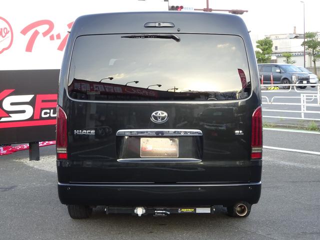 ハイエースワゴン ＧＬ　ユーザー買取車／内装架装／ベッドキット／キャンピングカー仕様／フルセグナビ／後席モニター／フリップダウンモニター／フローリング仕様／パノラミックビュ／全方位カメラ／フルフラット／ユーアイビークル足回り（15枚目）