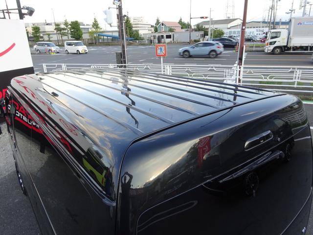 ハイエースワゴン ＧＬ　ユーザー買取車／内装架装／ベッドキット／キャンピングカー仕様／フルセグナビ／後席モニター／フリップダウンモニター／フローリング仕様／パノラミックビュ／全方位カメラ／フルフラット／ユーアイビークル足回り（19枚目）