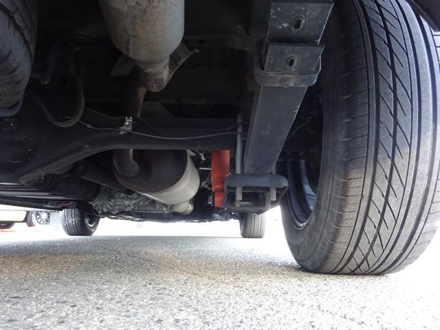 ハイエースワゴン ＧＬ　ユーザー買取車／内装架装／ベッドキット／キャンピングカー仕様／フルセグナビ／後席モニター／フリップダウンモニター／フローリング仕様／パノラミックビュ／全方位カメラ／フルフラット／ユーアイビークル足回り（23枚目）