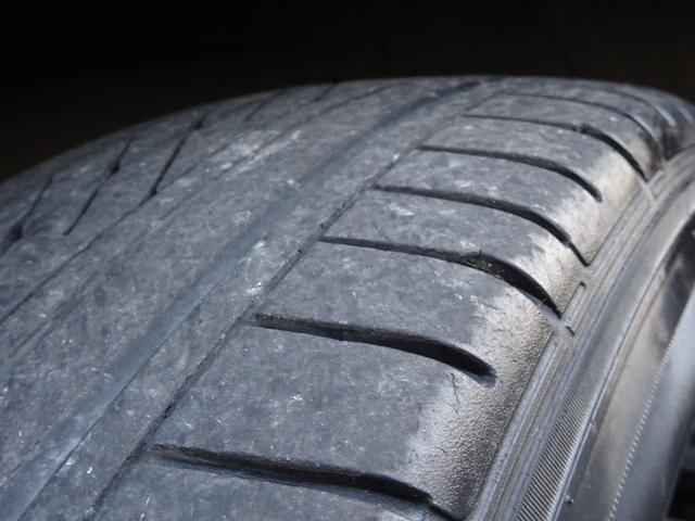 ハイエースワゴン ＧＬ　ユーザー買取車／内装架装／ベッドキット／キャンピングカー仕様／フルセグナビ／後席モニター／フリップダウンモニター／フローリング仕様／パノラミックビュ／全方位カメラ／フルフラット／ユーアイビークル足回り（34枚目）