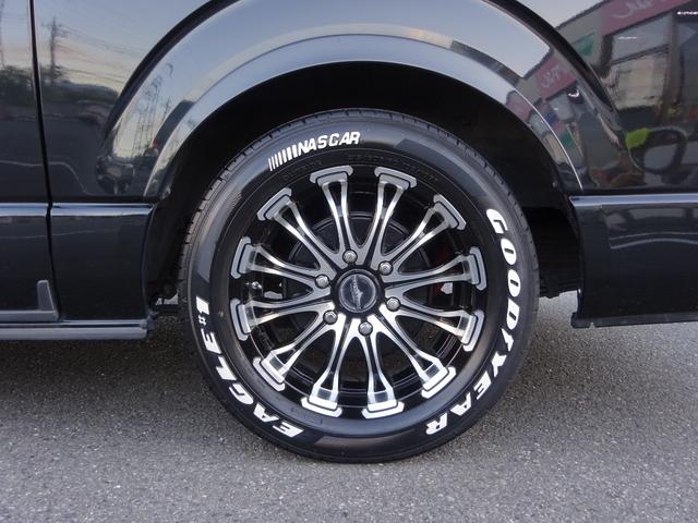 ハイエースワゴン ＧＬ　ユーザー買取車／内装架装／ベッドキット／キャンピングカー仕様／フルセグナビ／後席モニター／フリップダウンモニター／フローリング仕様／パノラミックビュ／全方位カメラ／フルフラット／ユーアイビークル足回り（35枚目）