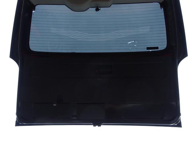 ハイエースワゴン ＧＬ　ユーザー買取車／内装架装／ベッドキット／キャンピングカー仕様／フルセグナビ／後席モニター／フリップダウンモニター／フローリング仕様／パノラミックビュ／全方位カメラ／フルフラット／ユーアイビークル足回り（63枚目）
