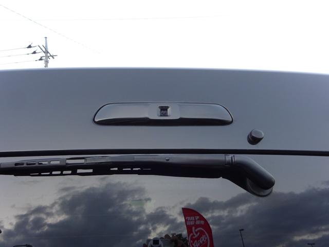 ハイエースワゴン ＧＬ　ユーザー買取車／内装架装／ベッドキット／キャンピングカー仕様／フルセグナビ／後席モニター／フリップダウンモニター／フローリング仕様／パノラミックビュ／全方位カメラ／フルフラット／ユーアイビークル足回り（64枚目）