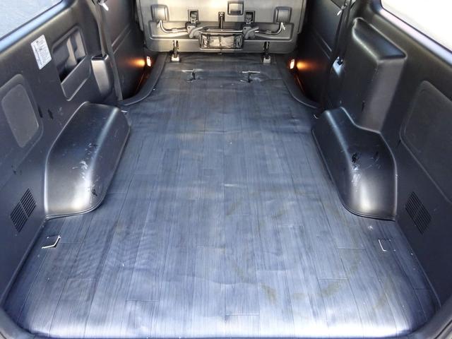 ハイエースバン スーパーGL ダークプライムII Essexフロントデュフィーザー/フルフラット/ルームキャリア/フルセグナビ/バックカメラ/ETC/LEDヘッドライト/ETC/スマートキー/プッシュスタート/社外AW16インチ/トーヨータイヤ(40枚目)