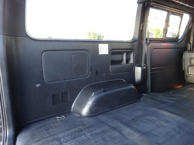 ハイエースバン スーパーGL ダークプライムII Essexフロントデュフィーザー/フルフラット/ルームキャリア/フルセグナビ/バックカメラ/ETC/LEDヘッドライト/ETC/スマートキー/プッシュスタート/社外AW16インチ/トーヨータイヤ(41枚目)