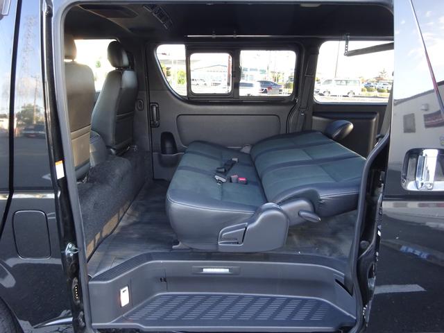 ハイエースバン スーパーGL ダークプライムII Essexフロントデュフィーザー/フルフラット/ルームキャリア/フルセグナビ/バックカメラ/ETC/LEDヘッドライト/ETC/スマートキー/プッシュスタート/社外AW16インチ/トーヨータイヤ(46枚目)