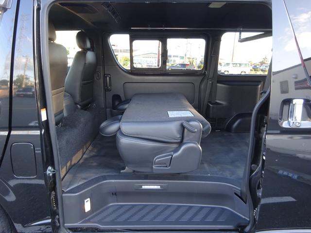 ハイエースバン スーパーGL ダークプライムII Essexフロントデュフィーザー/フルフラット/ルームキャリア/フルセグナビ/バックカメラ/ETC/LEDヘッドライト/ETC/スマートキー/プッシュスタート/社外AW16インチ/トーヨータイヤ(47枚目)